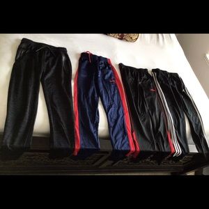 BOYS JOGGERS BLACK & BLUE SIZE 10/12